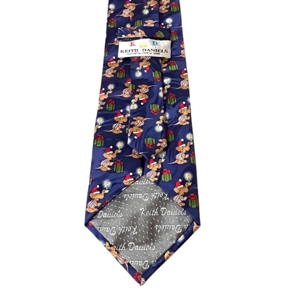 Men’s Keith Daniel’s 100% Silk Handmade Christmas Mouse Necktie - Picture 3 of 6